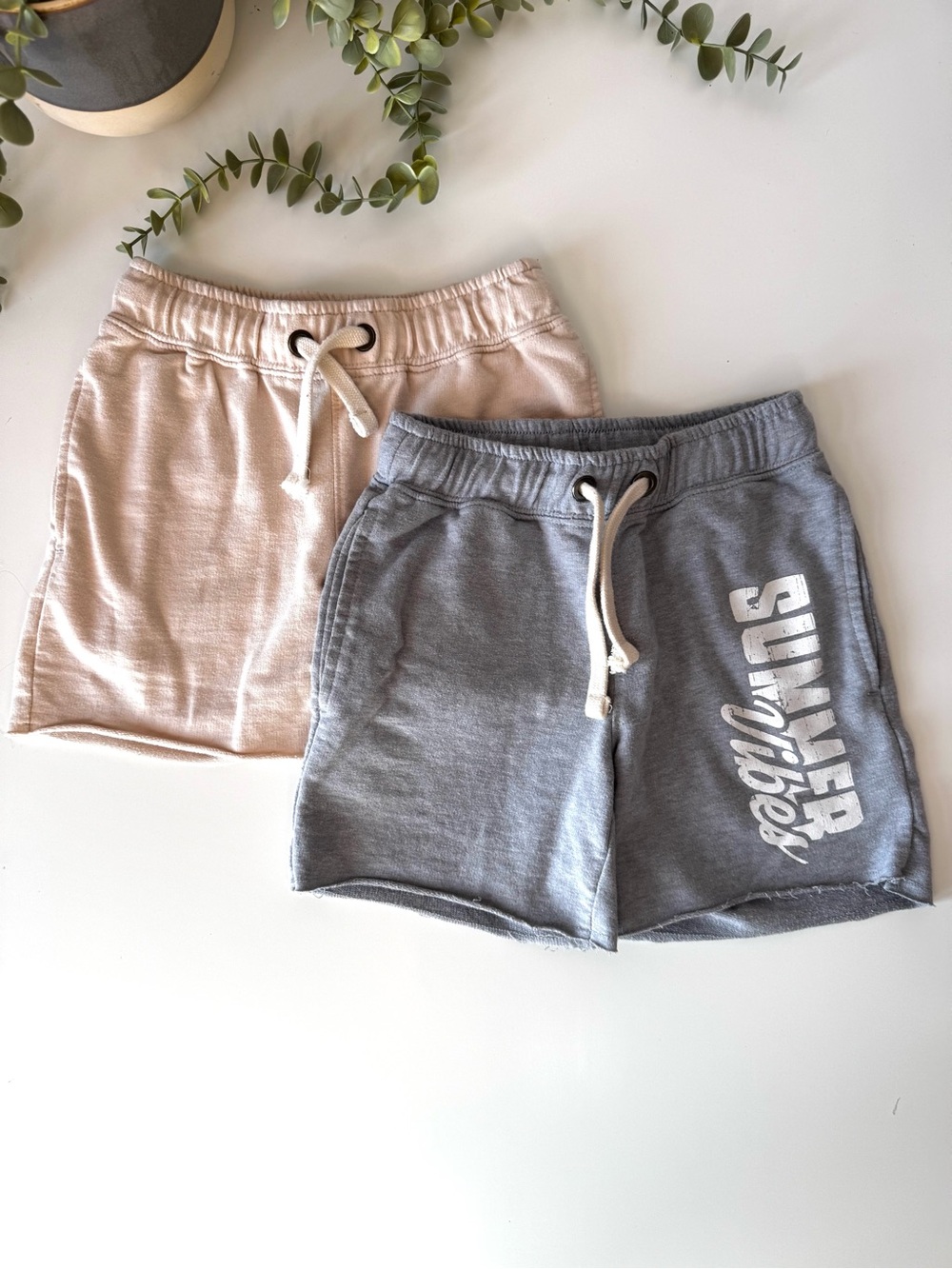 Cat & Jack Boys Shorts Bundle XS 4/5 Beige Gray Summer Vibes